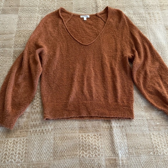 ABOUND Balloon Sleeve Lightweight Sweater Deep V Neck - Picture 1 of 4